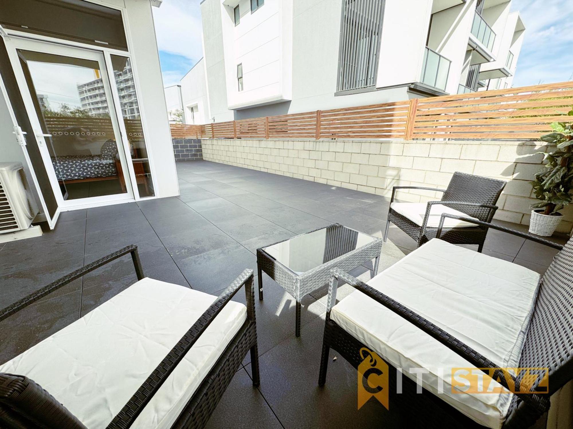 Wonder In Woden - 2 Bd 2Bth Apt Apartment Phillip Exterior photo