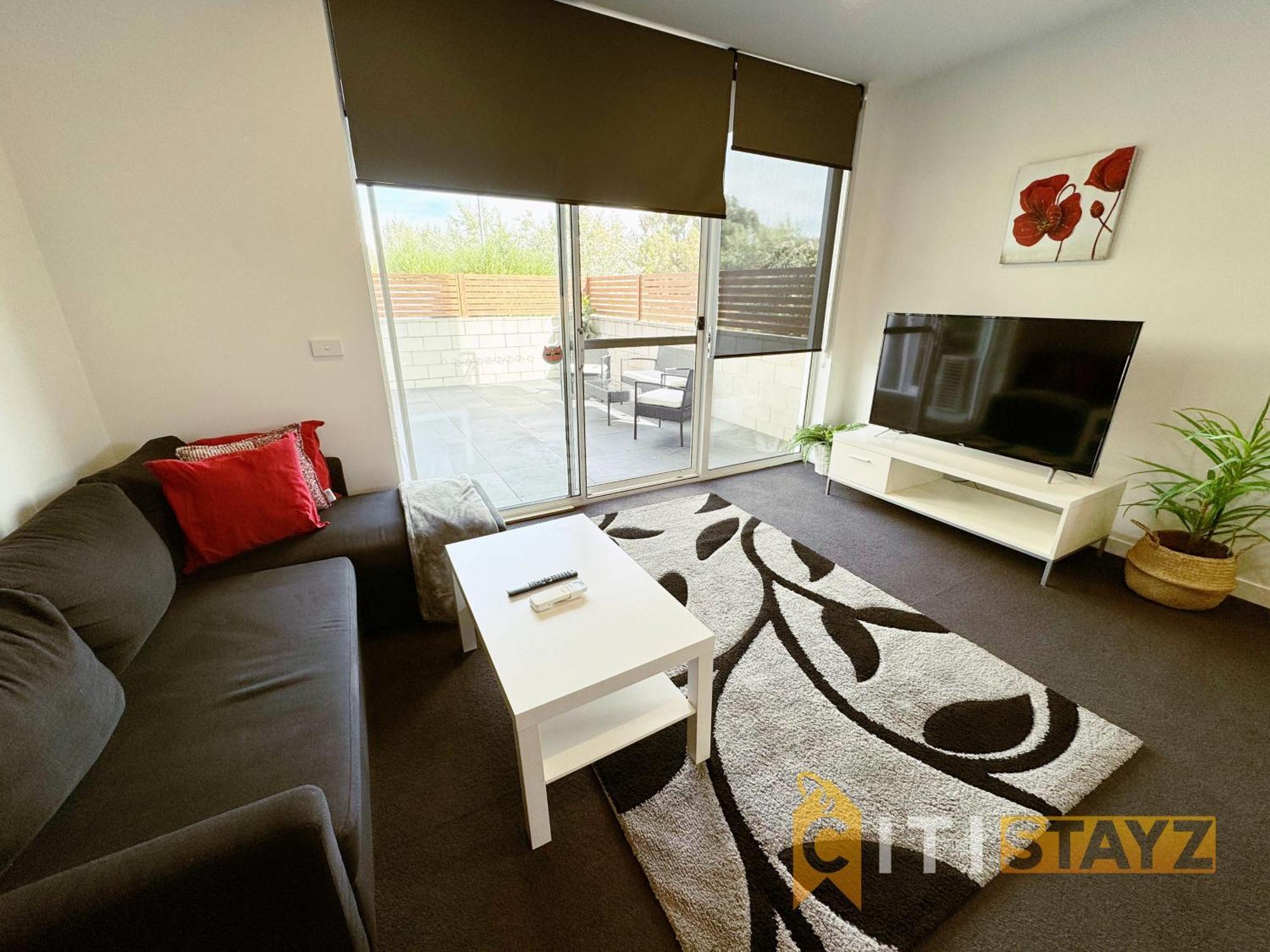 Wonder In Woden - 2 Bd 2Bth Apt Apartment Phillip Exterior photo